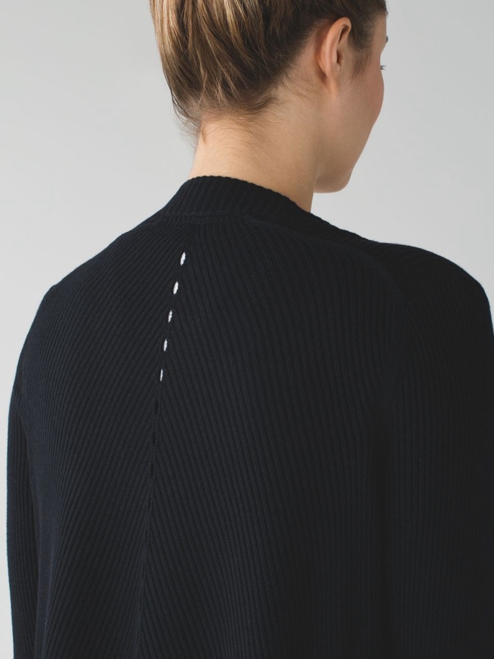 Lululemon Resolution Wrap
Black - Picture 4 of 15